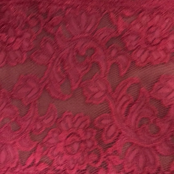 Neiman Marcus Wine Lace Top - Small - Picture 2 of 5